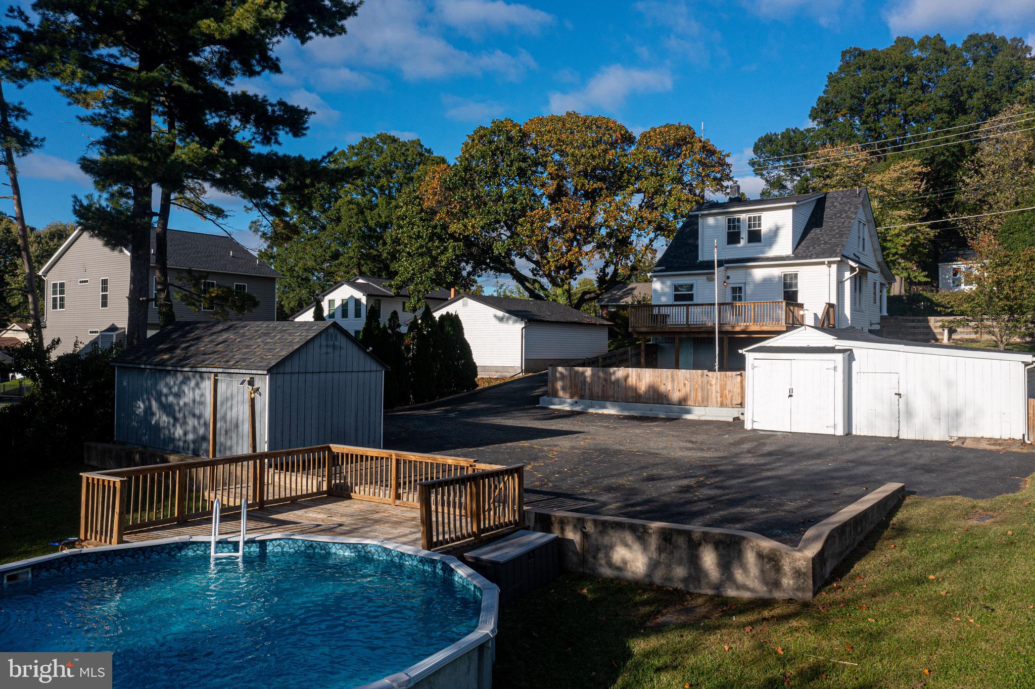 ROSEDALE - Residential