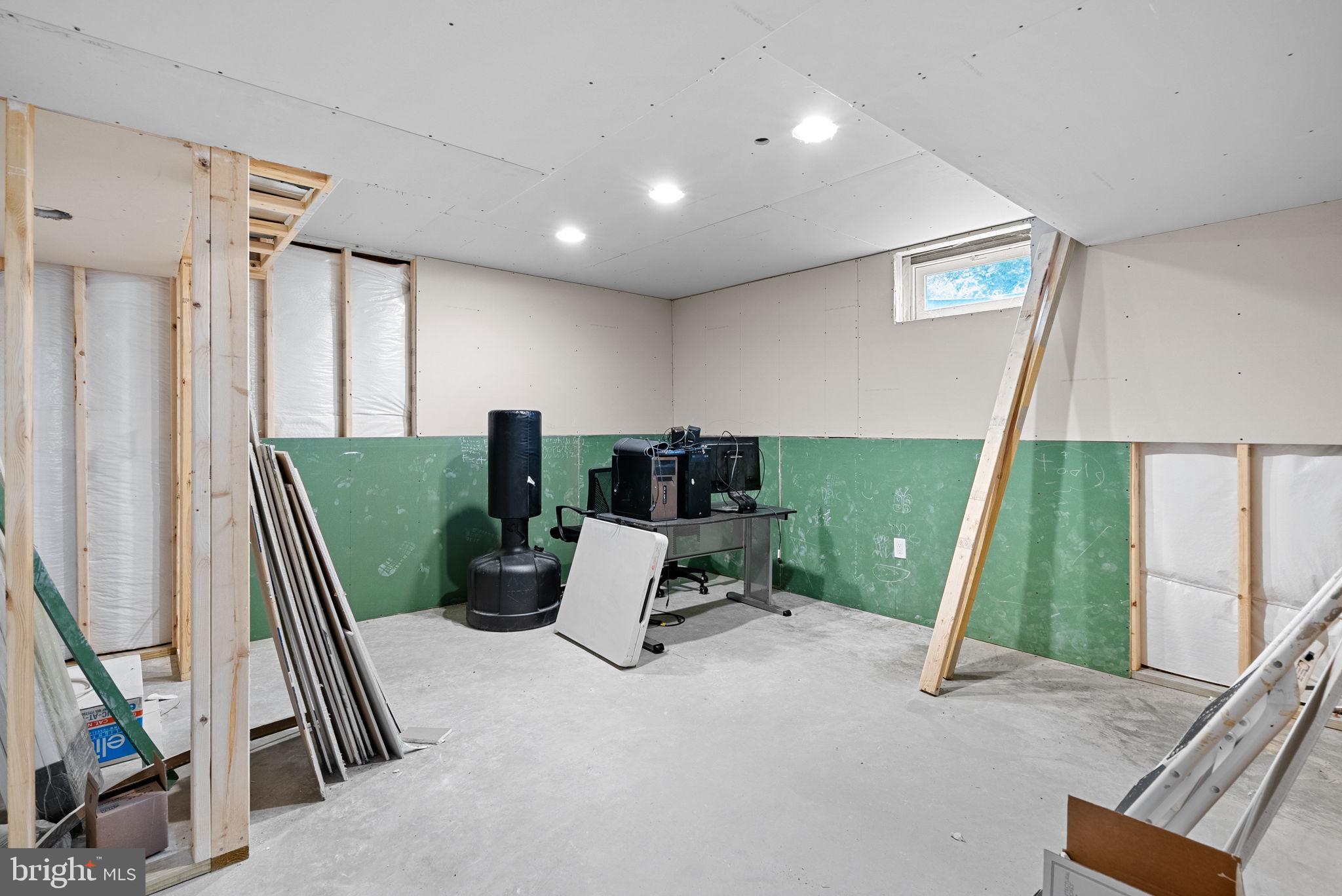 MADDEX FARM - Residential