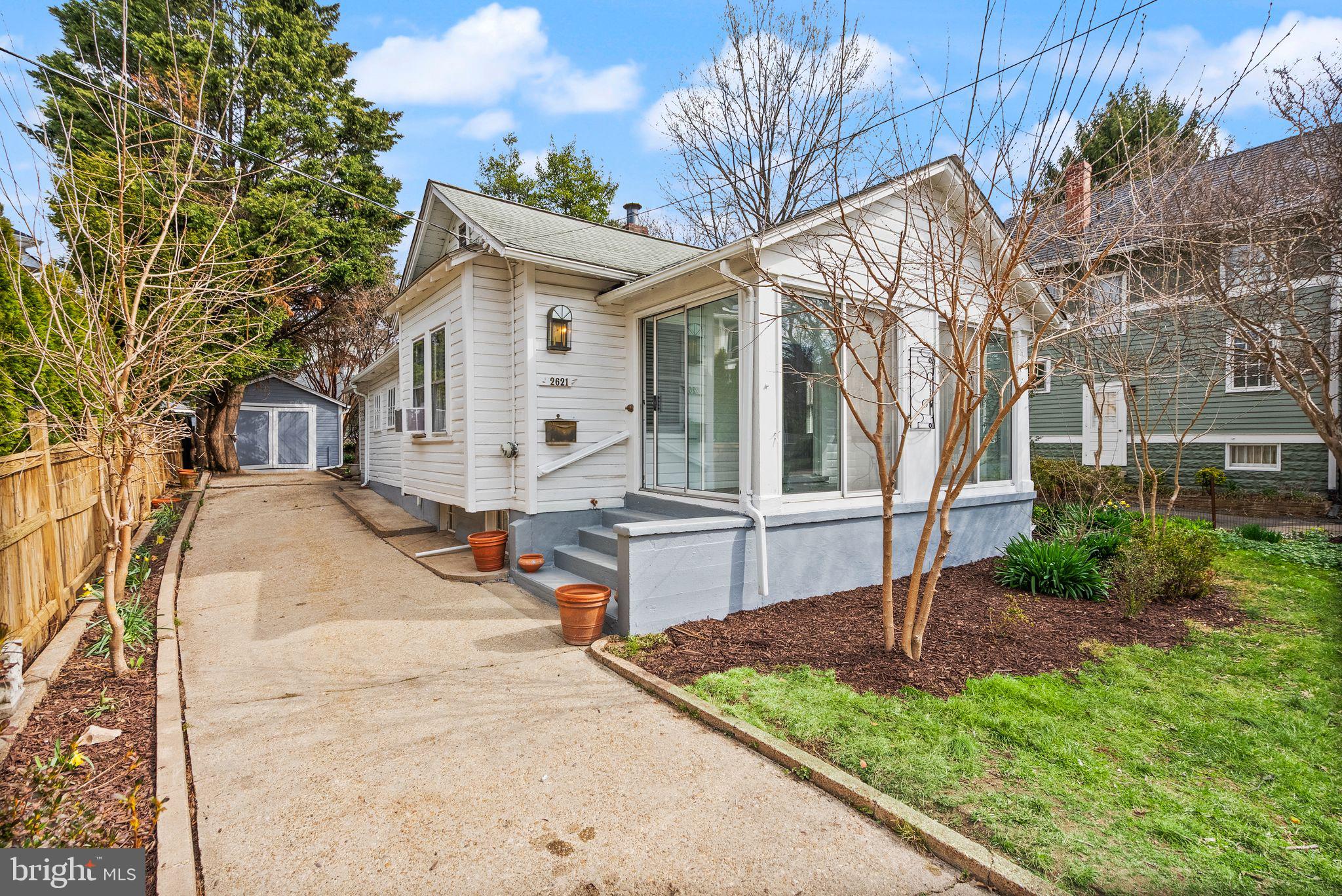 2621 2ND ROAD N