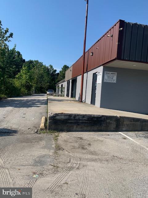 ROSEDALE - Commercial Lease