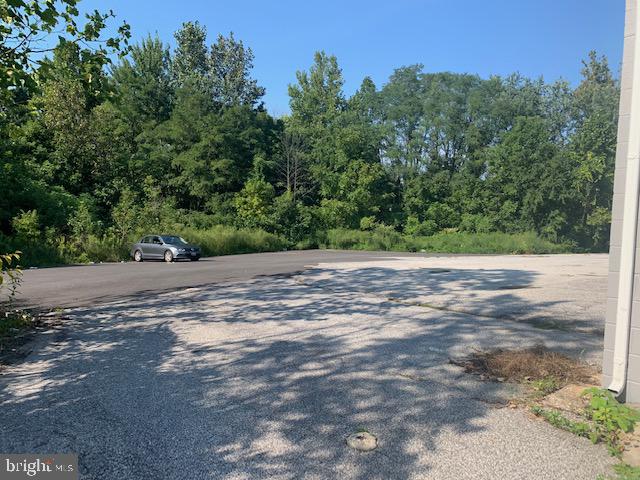 ROSEDALE - Commercial Lease