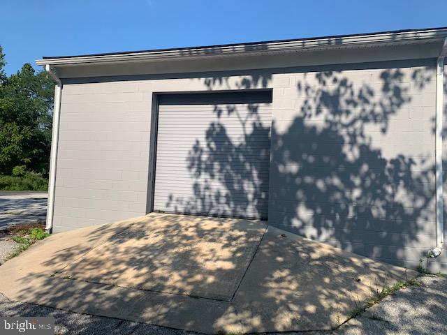 ROSEDALE - Commercial Lease