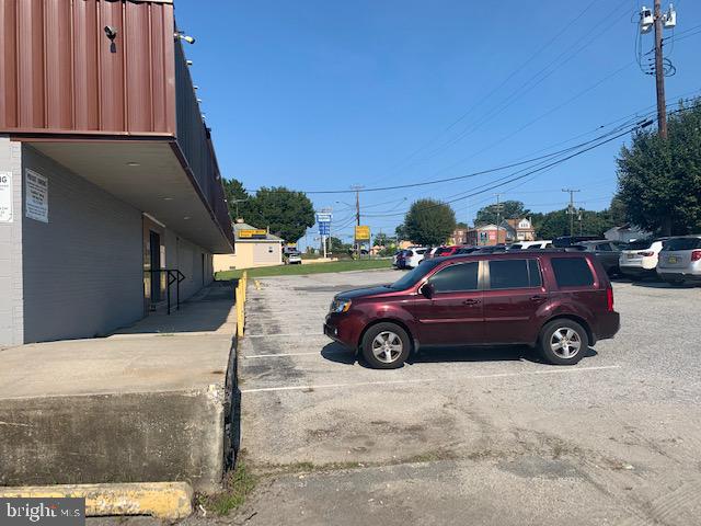 ROSEDALE - Commercial Lease