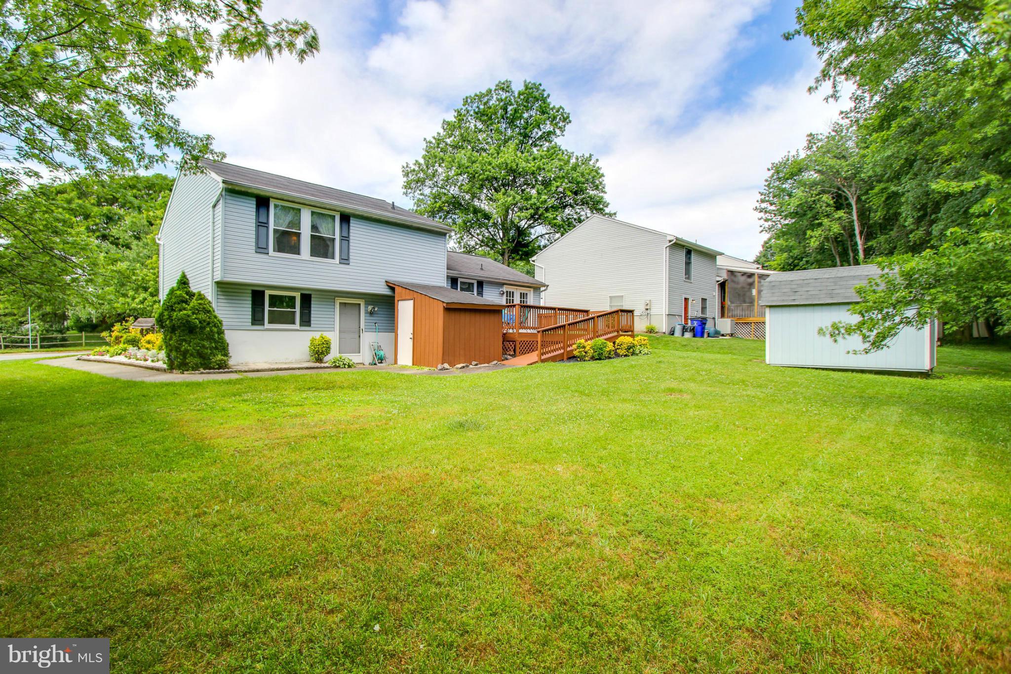 MAYFIELD MANOR - Residential