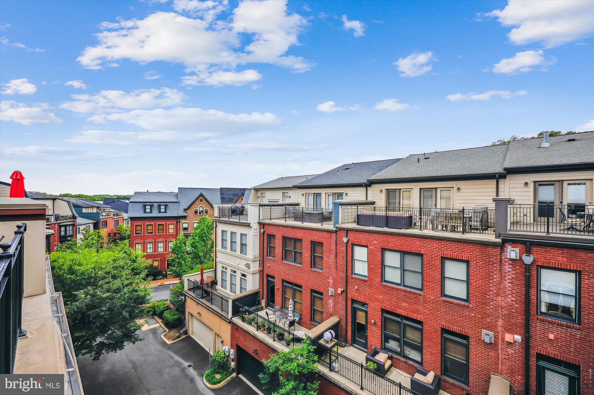 PARK POTOMAC - Residential