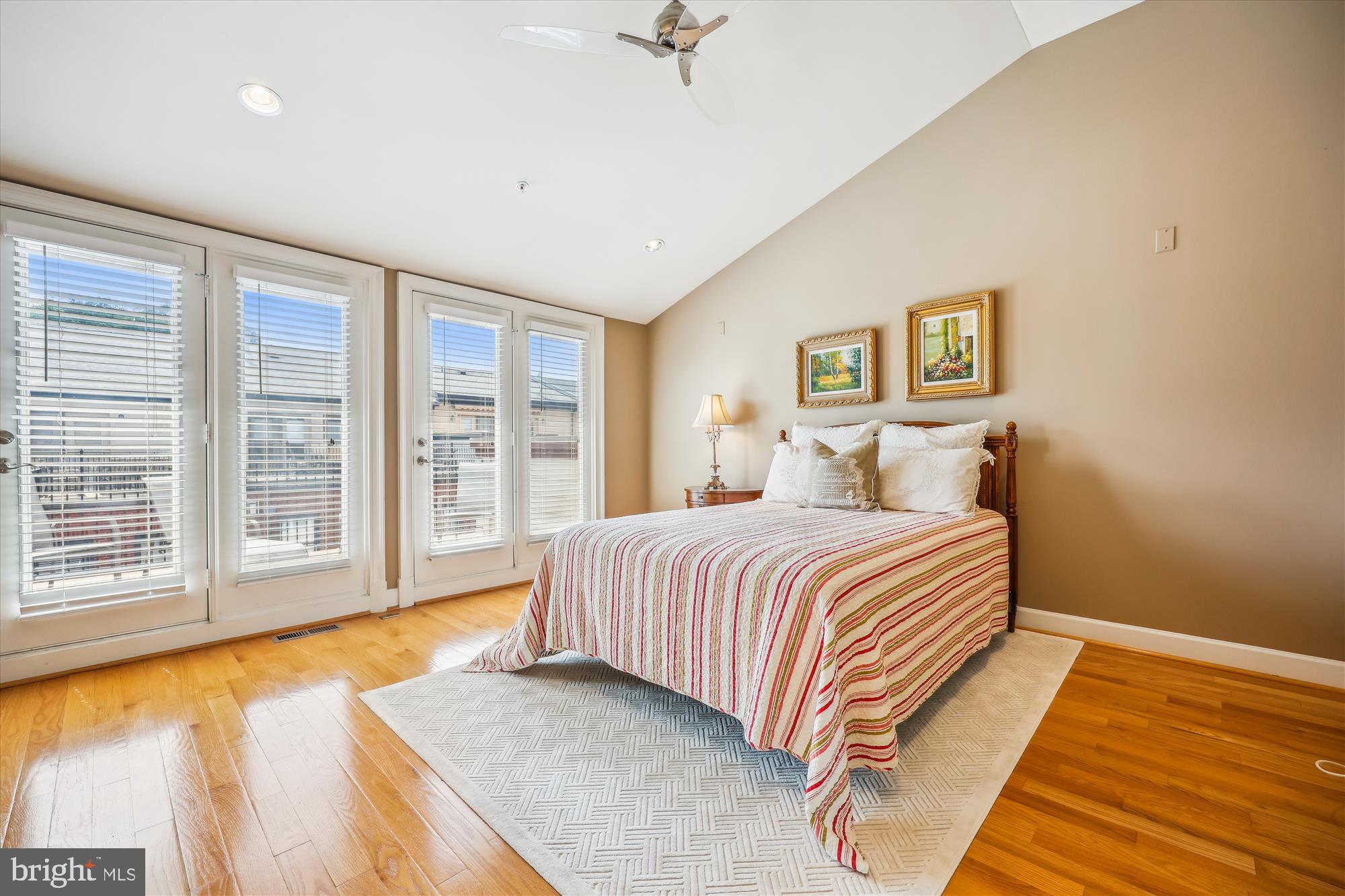 PARK POTOMAC - Residential