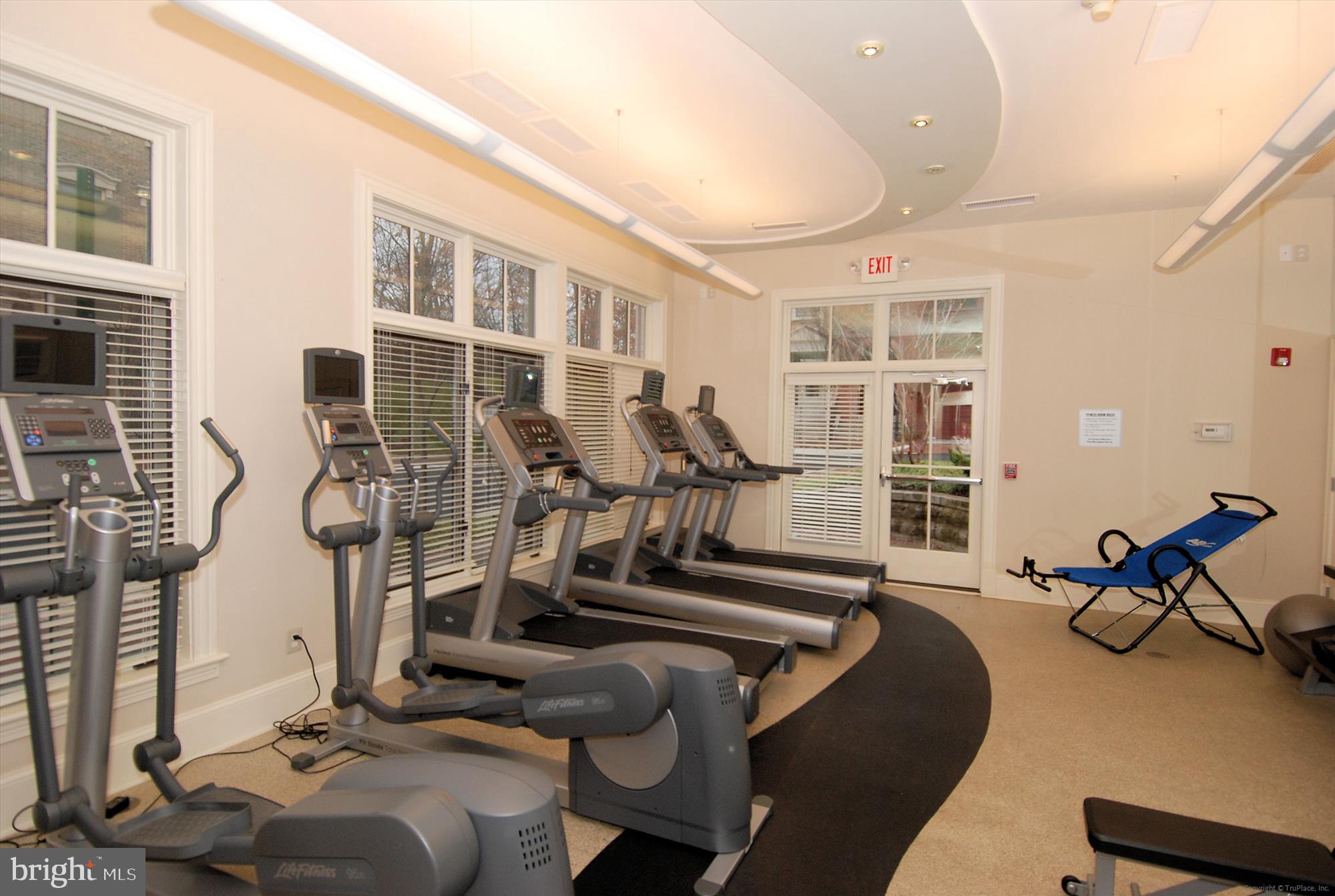 PARK POTOMAC - Residential