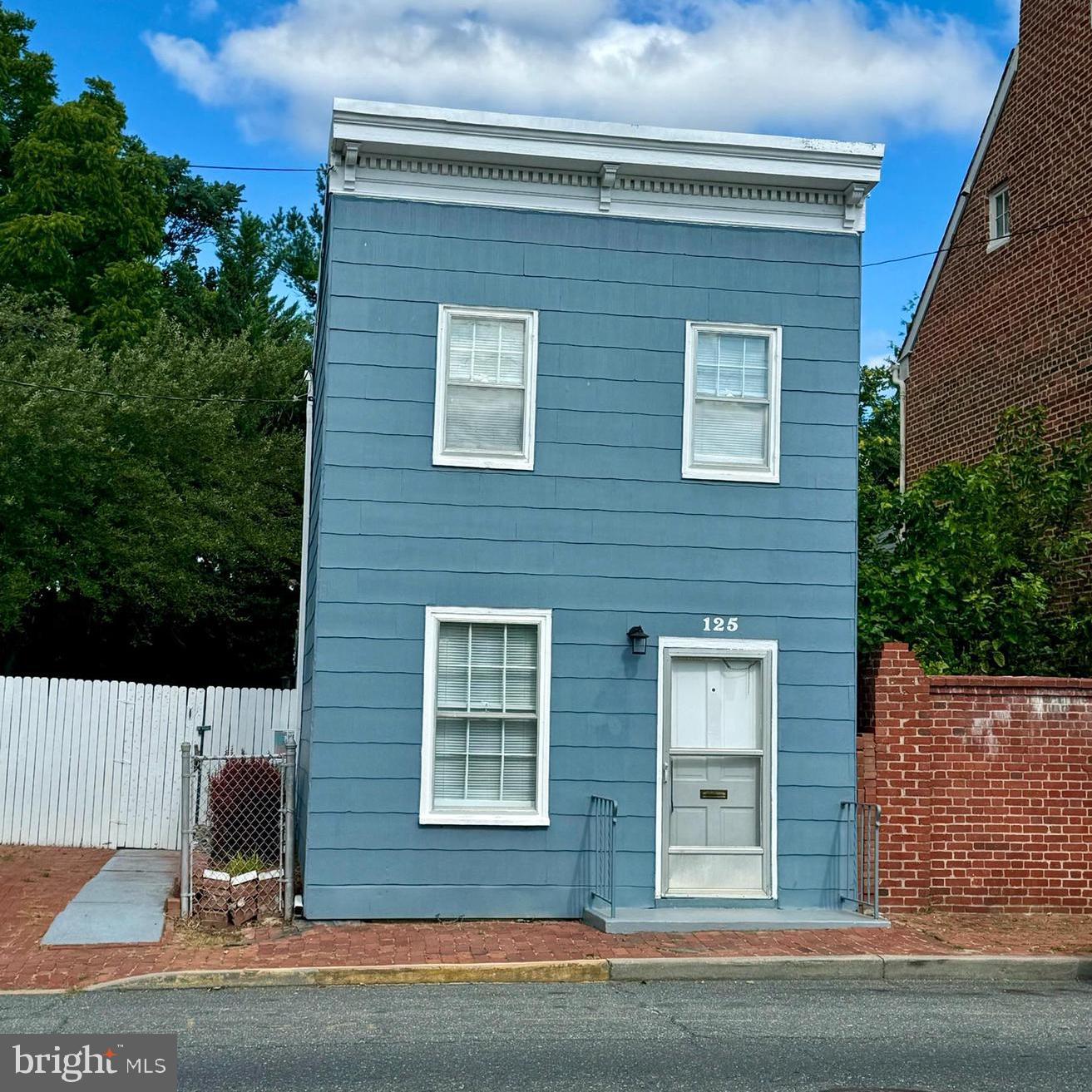 DOWNTOWN FREDERICK - Residential Lease