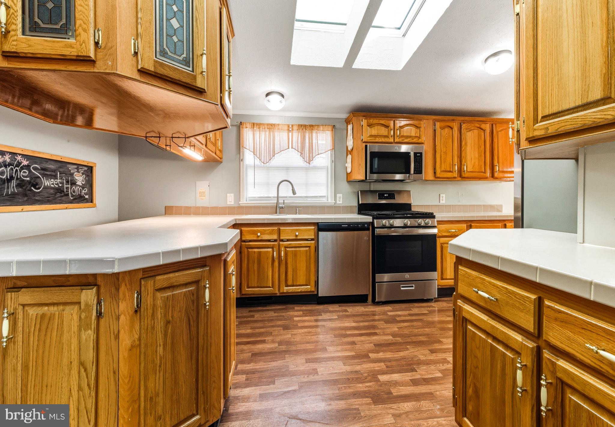 FAIRVIEW MANOR - Residential