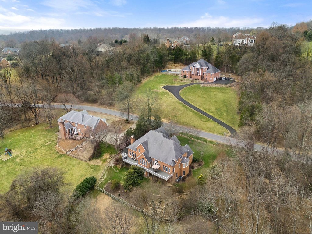 listing image 105