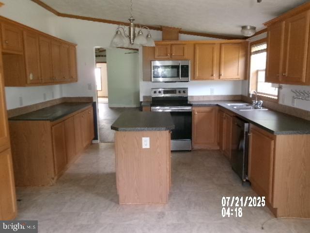 BIG OAK ESTATES - Residential