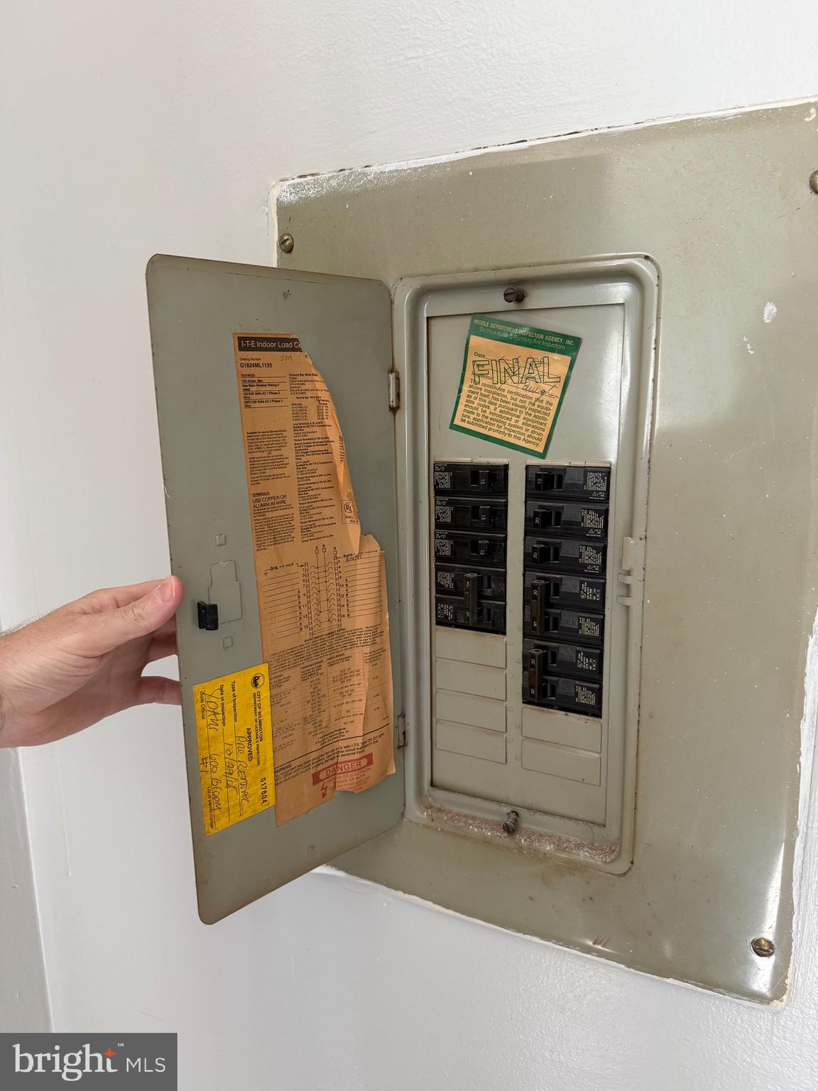 WILM #15 - Commercial Sale