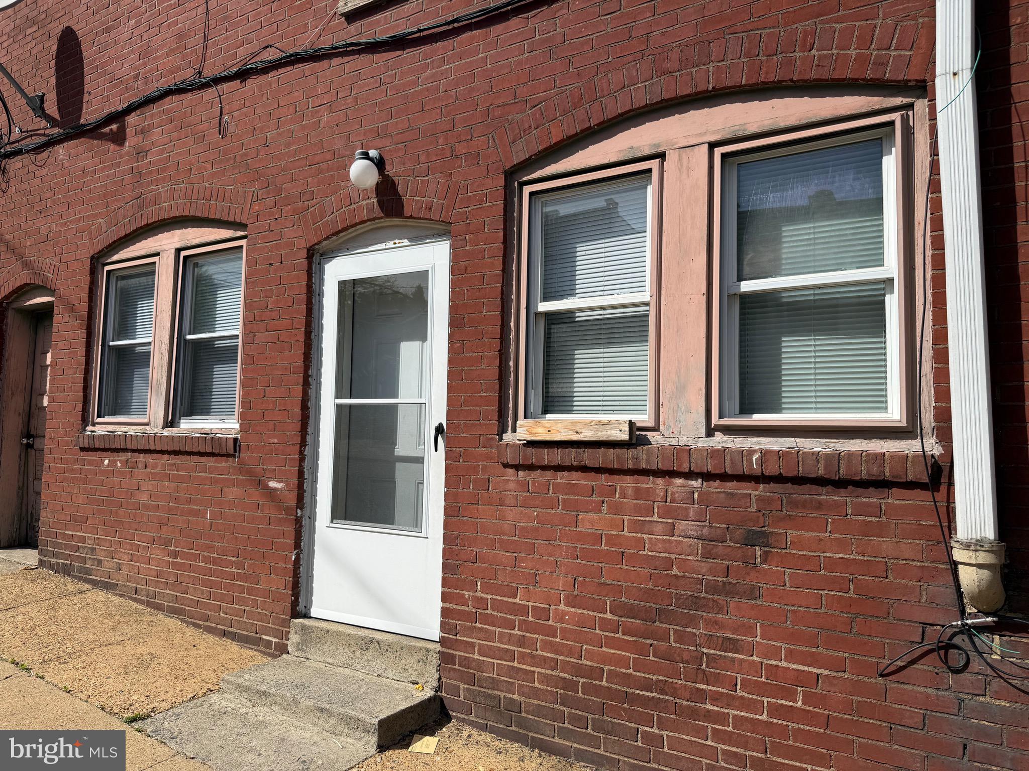 WILM #15 - Commercial Sale