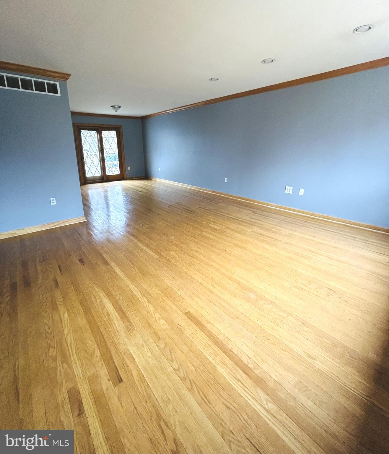 HILLCREST FARMS - Residential