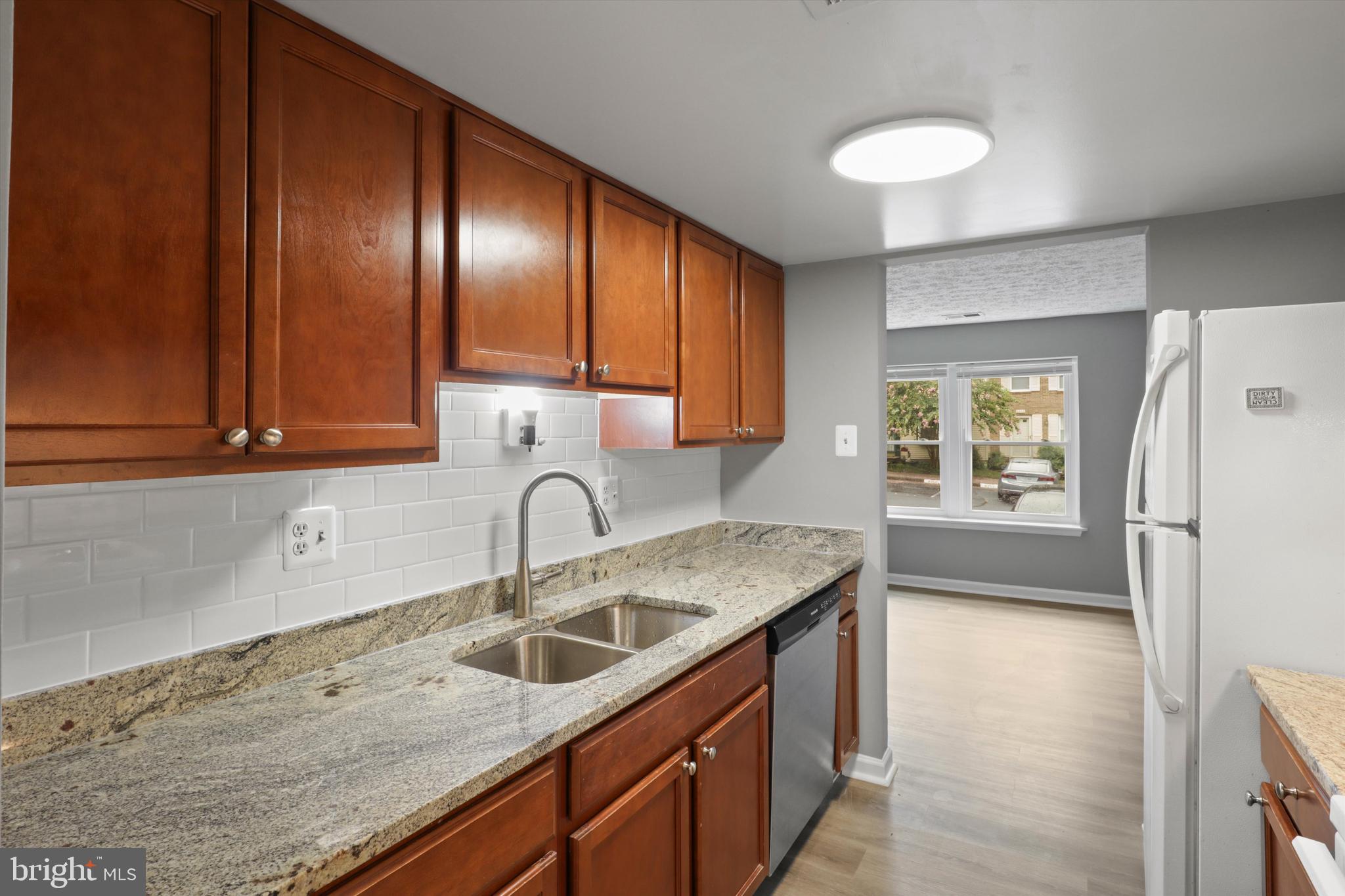 NEWINGTON FOREST - Residential Lease
