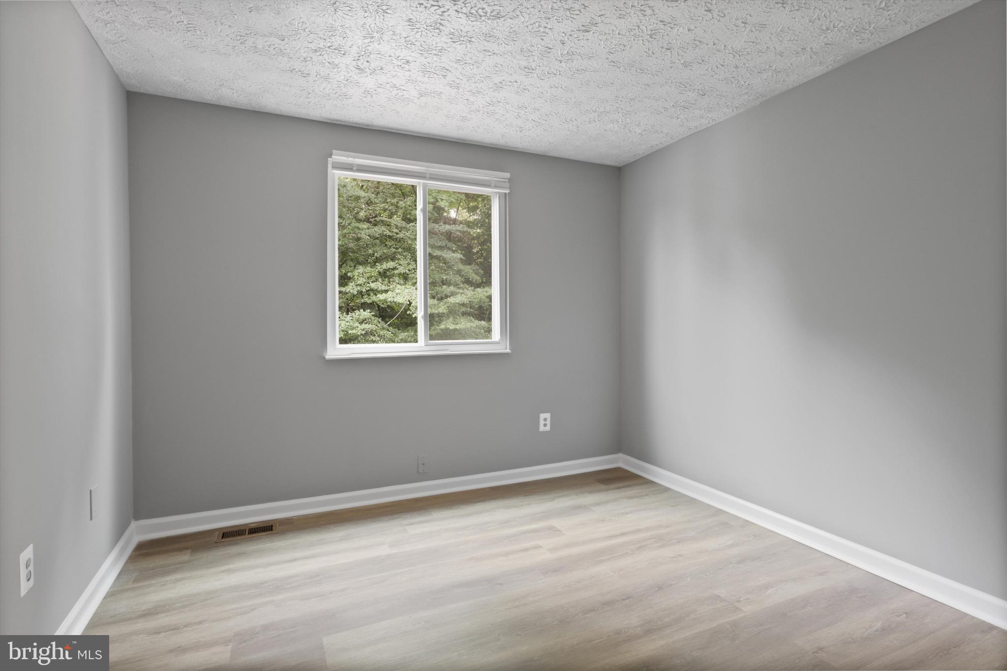 NEWINGTON FOREST - Residential Lease