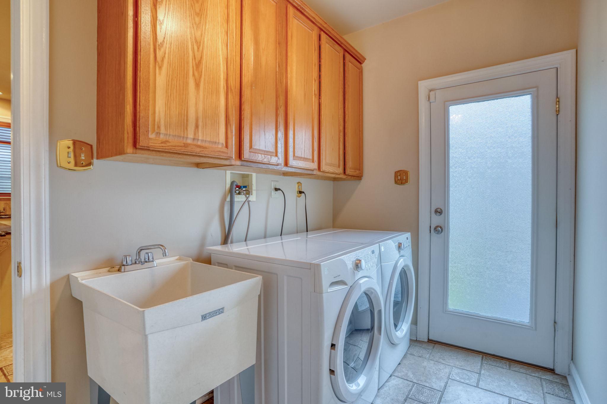 ROCHFORD ESTATES - Residential