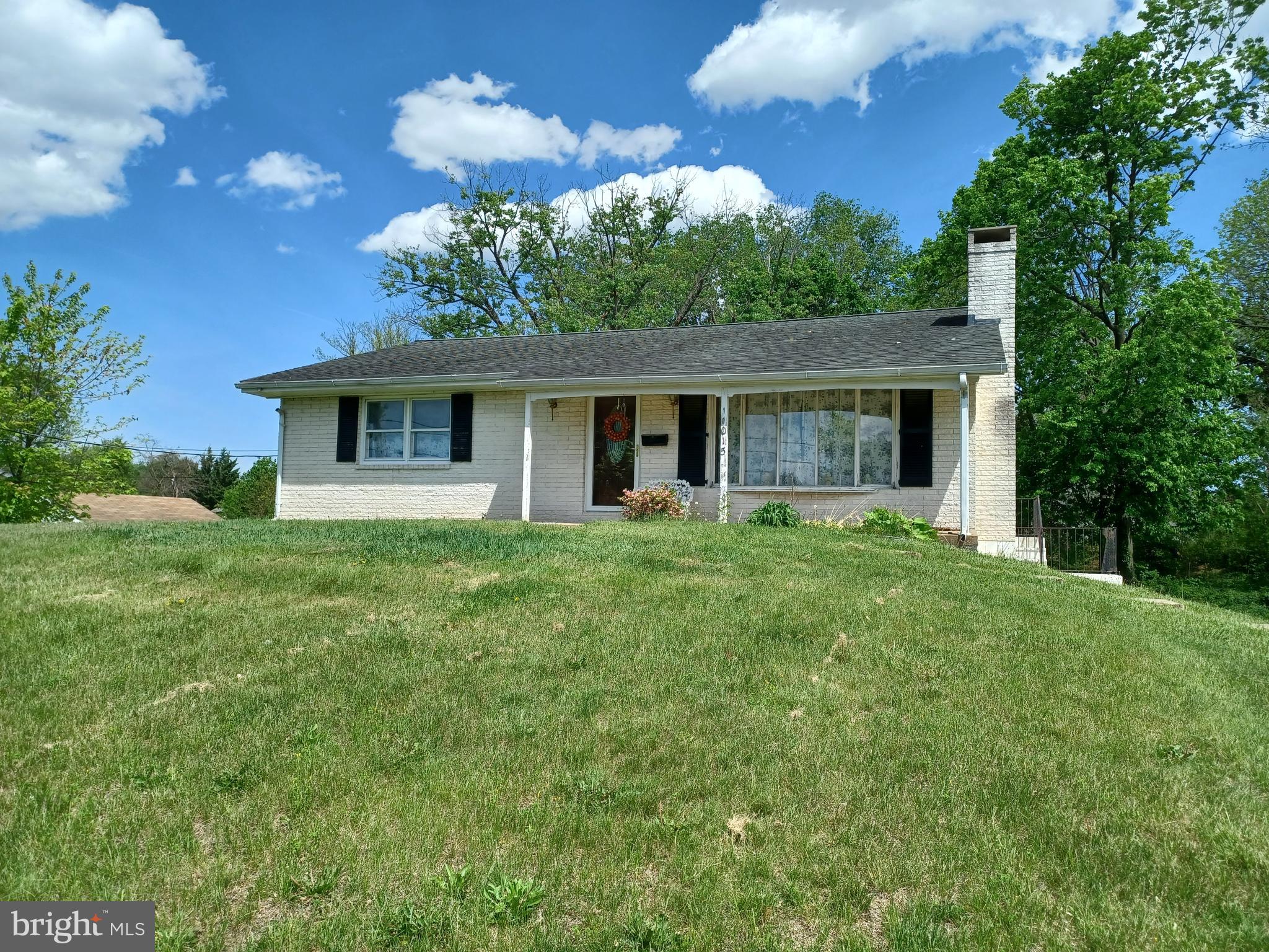 HALFWAY - Residential