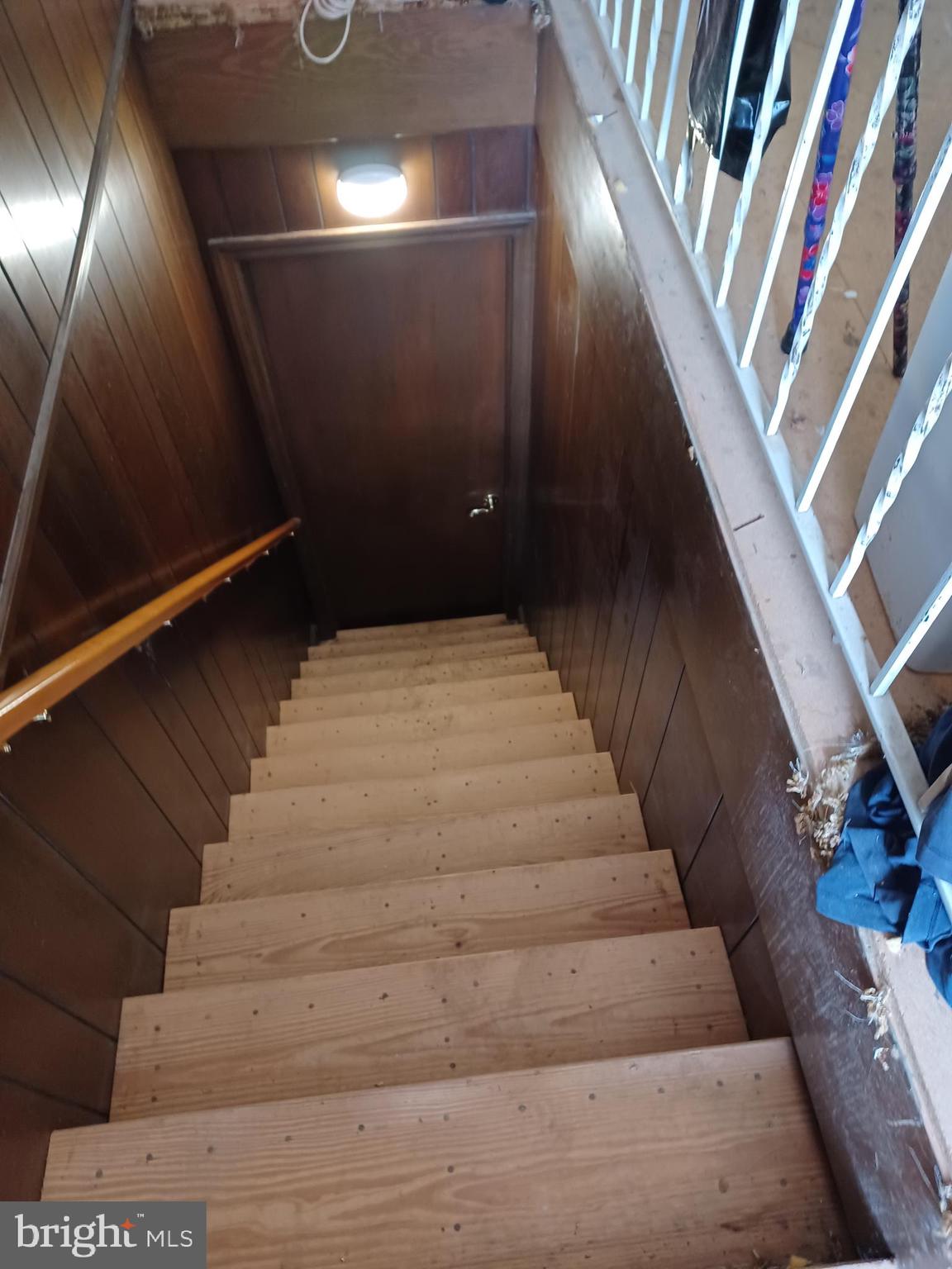 HALFWAY - Residential