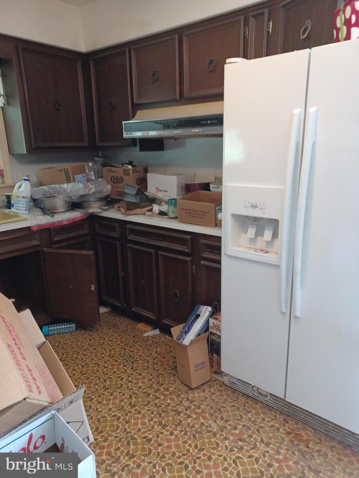 HALFWAY - Residential