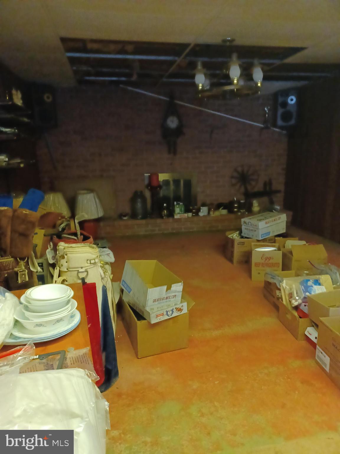 HALFWAY - Residential