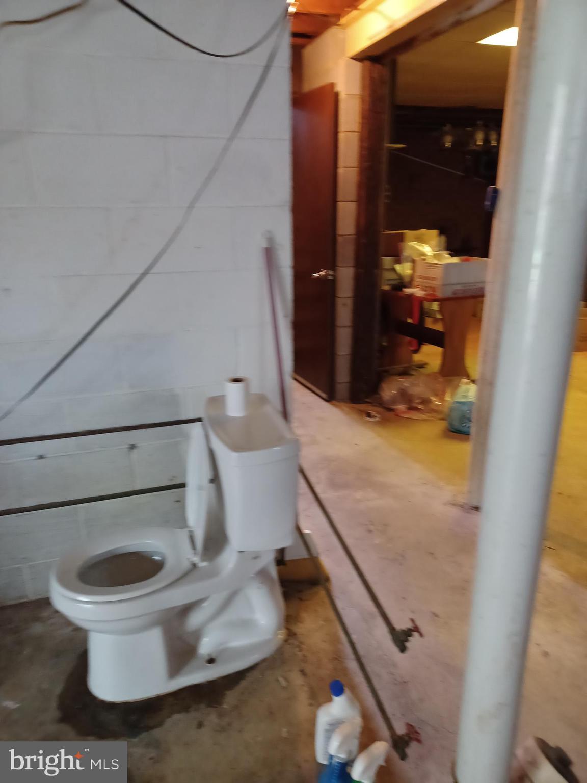 HALFWAY - Residential