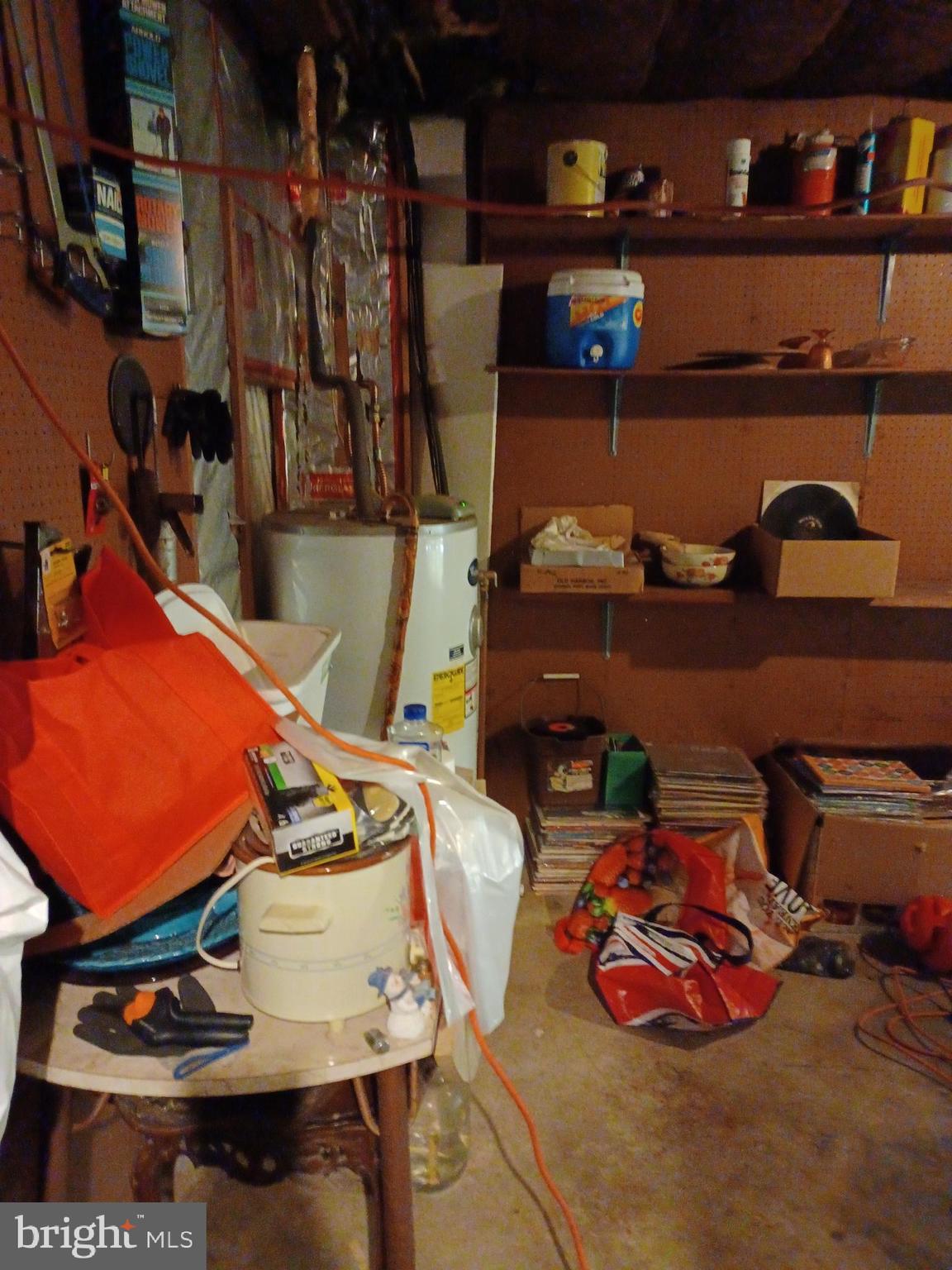 HALFWAY - Residential