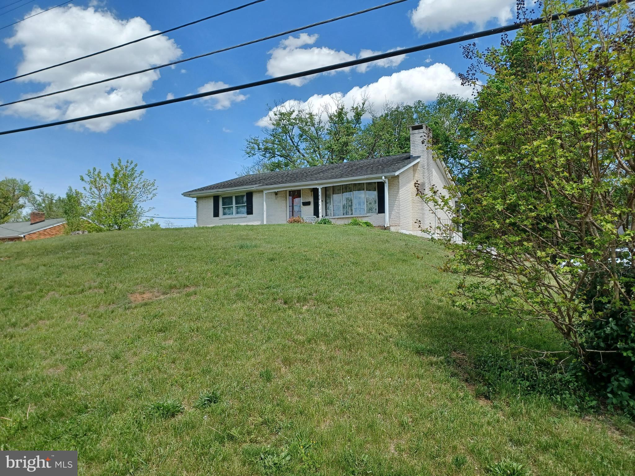 HALFWAY - Residential