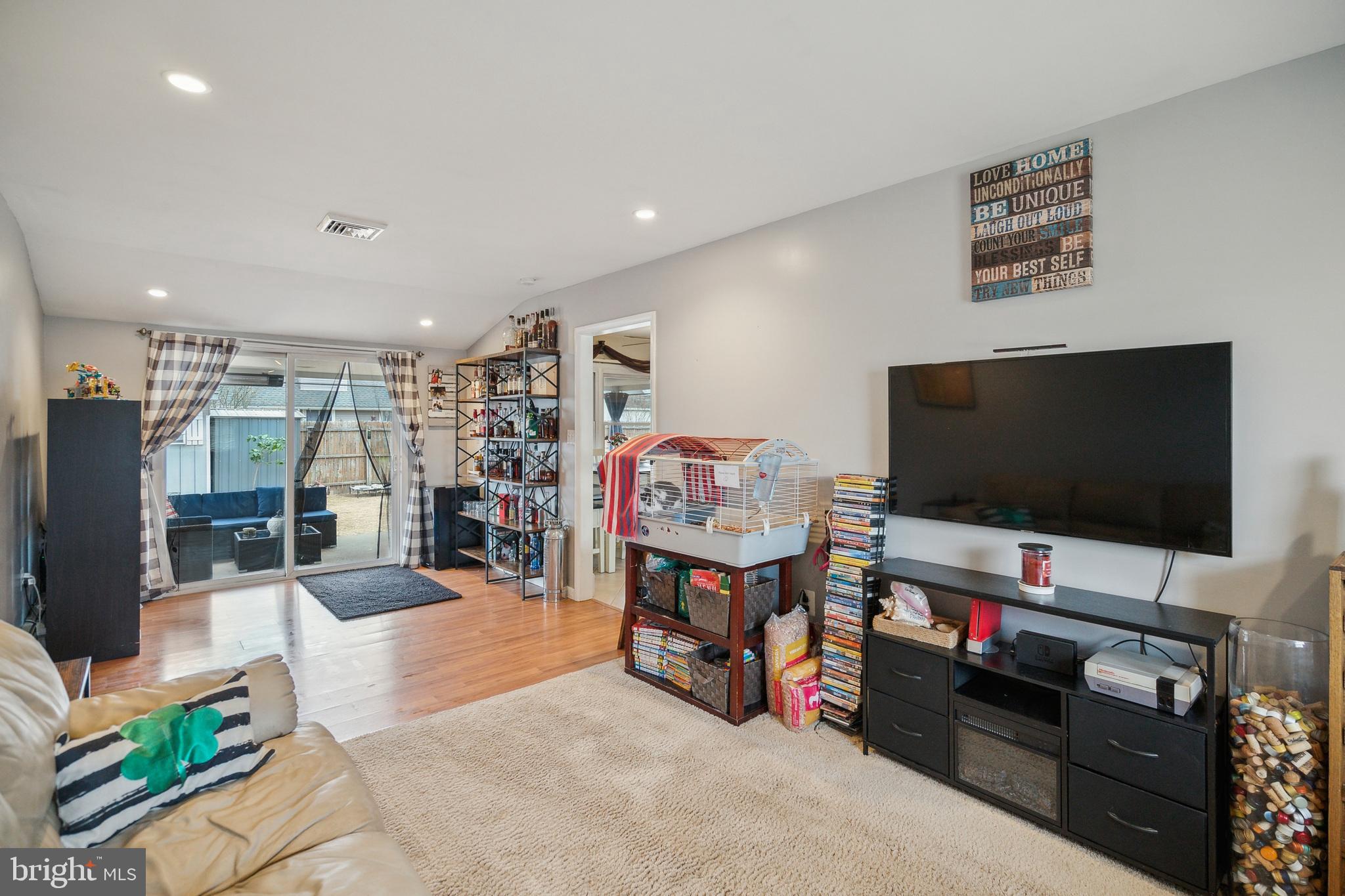 JUNEWOOD - Residential