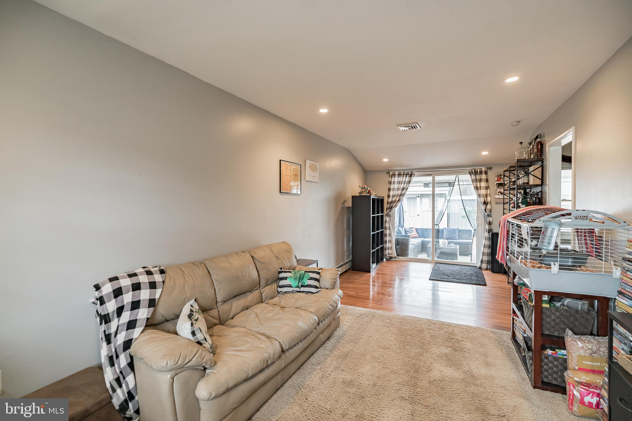 JUNEWOOD - Residential