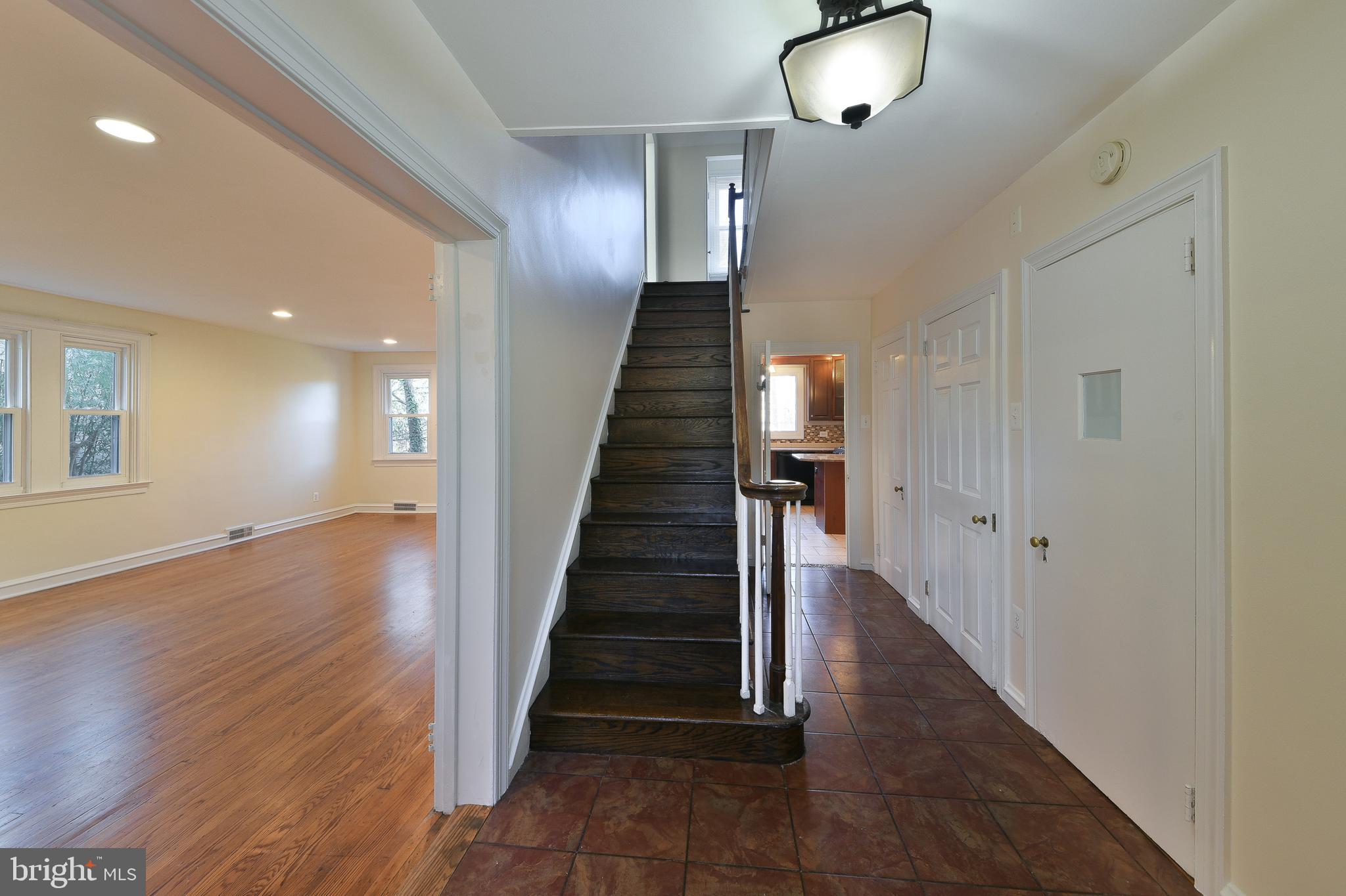 ELKINS PARK - Residential Lease