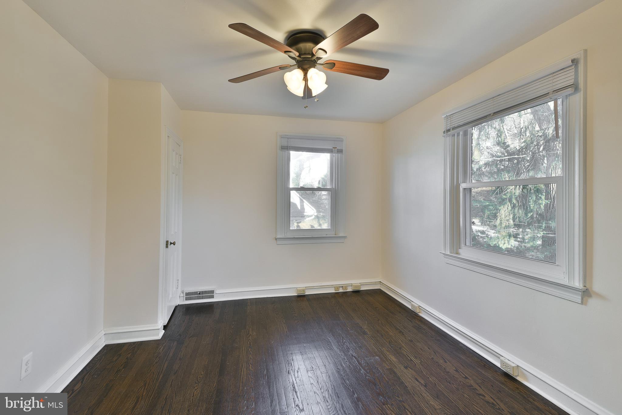 ELKINS PARK - Residential Lease