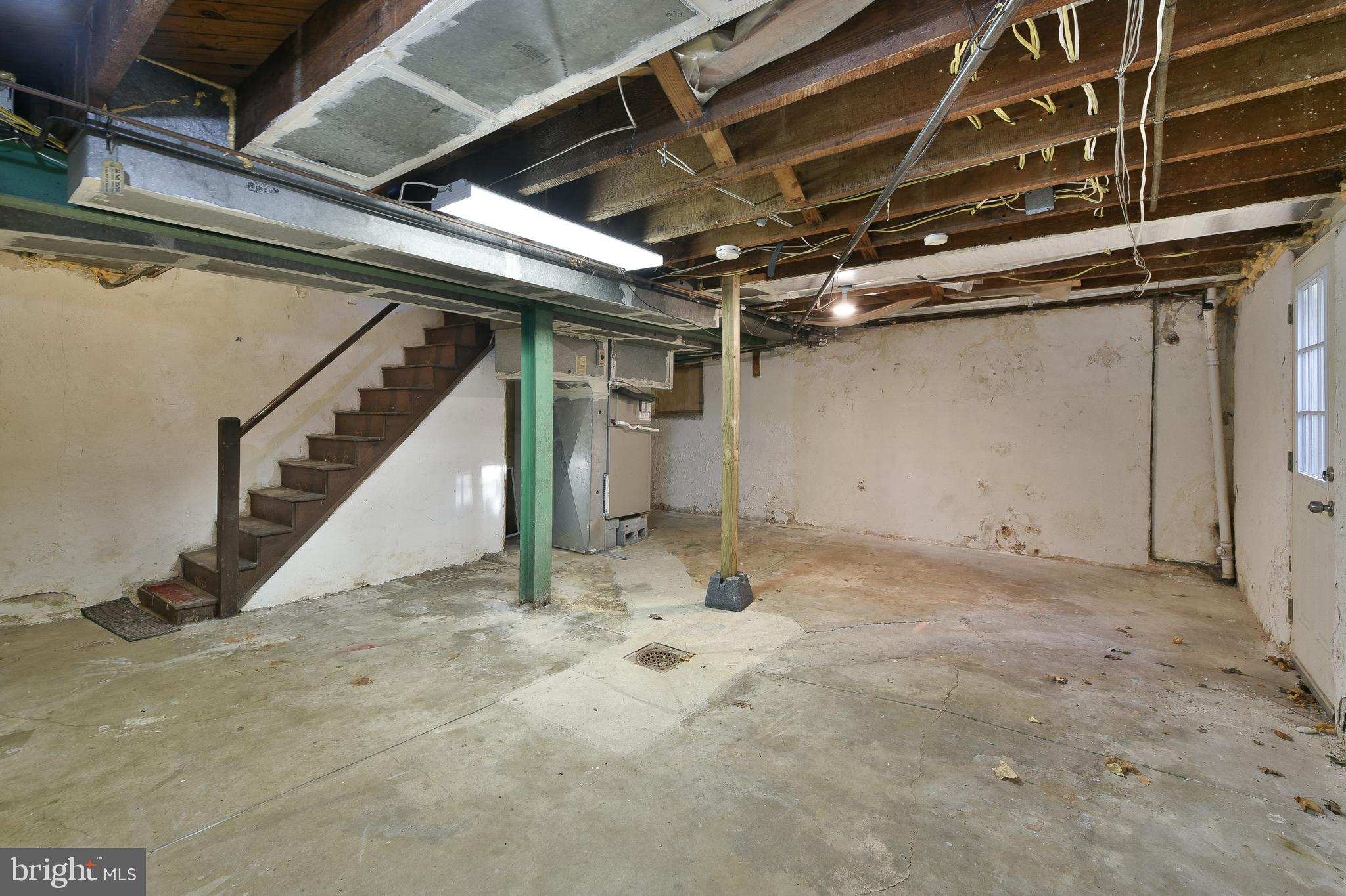 ELKINS PARK - Residential Lease