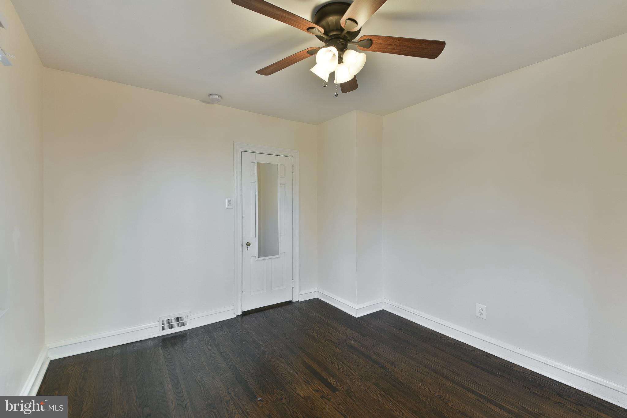 ELKINS PARK - Residential Lease