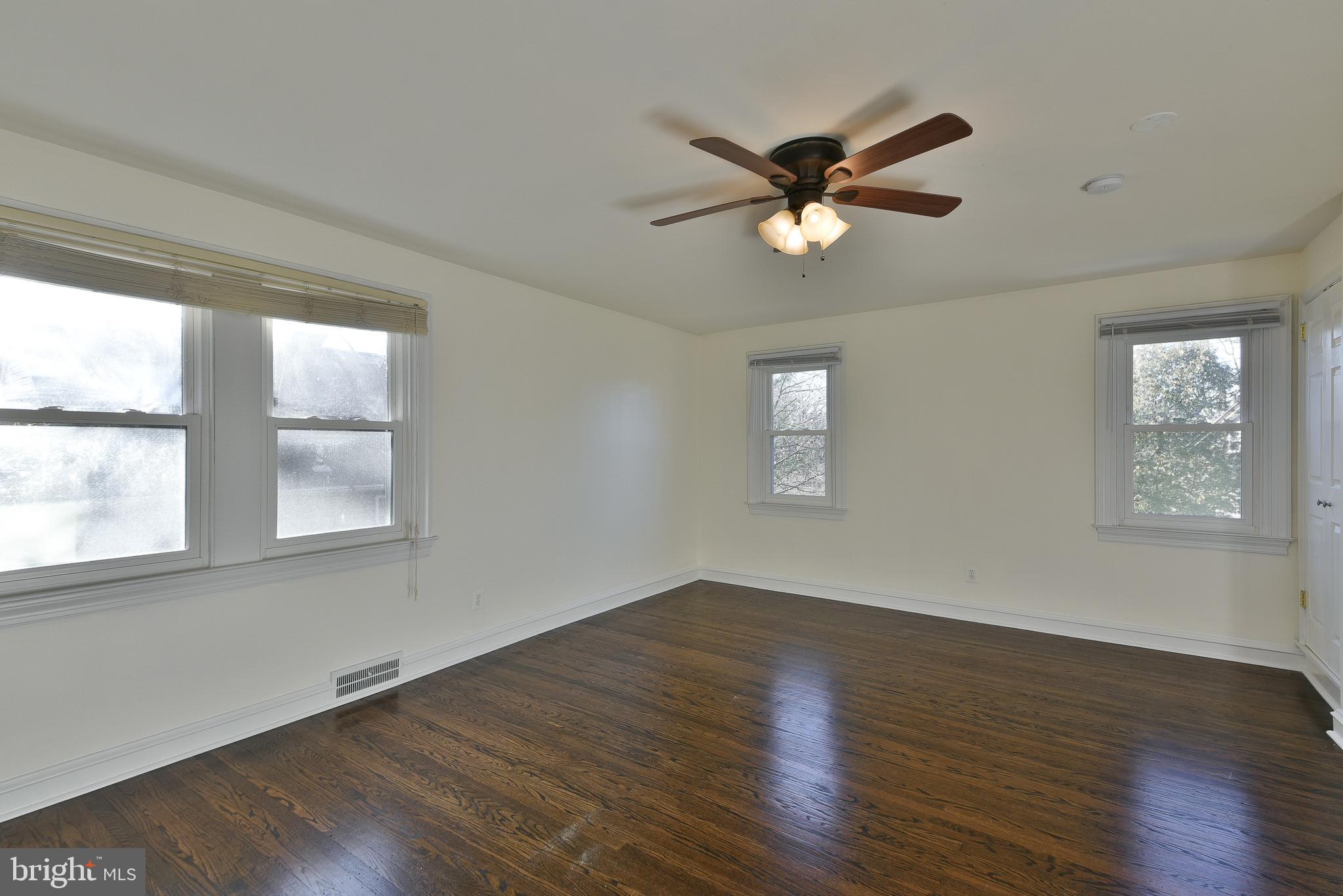 ELKINS PARK - Residential Lease