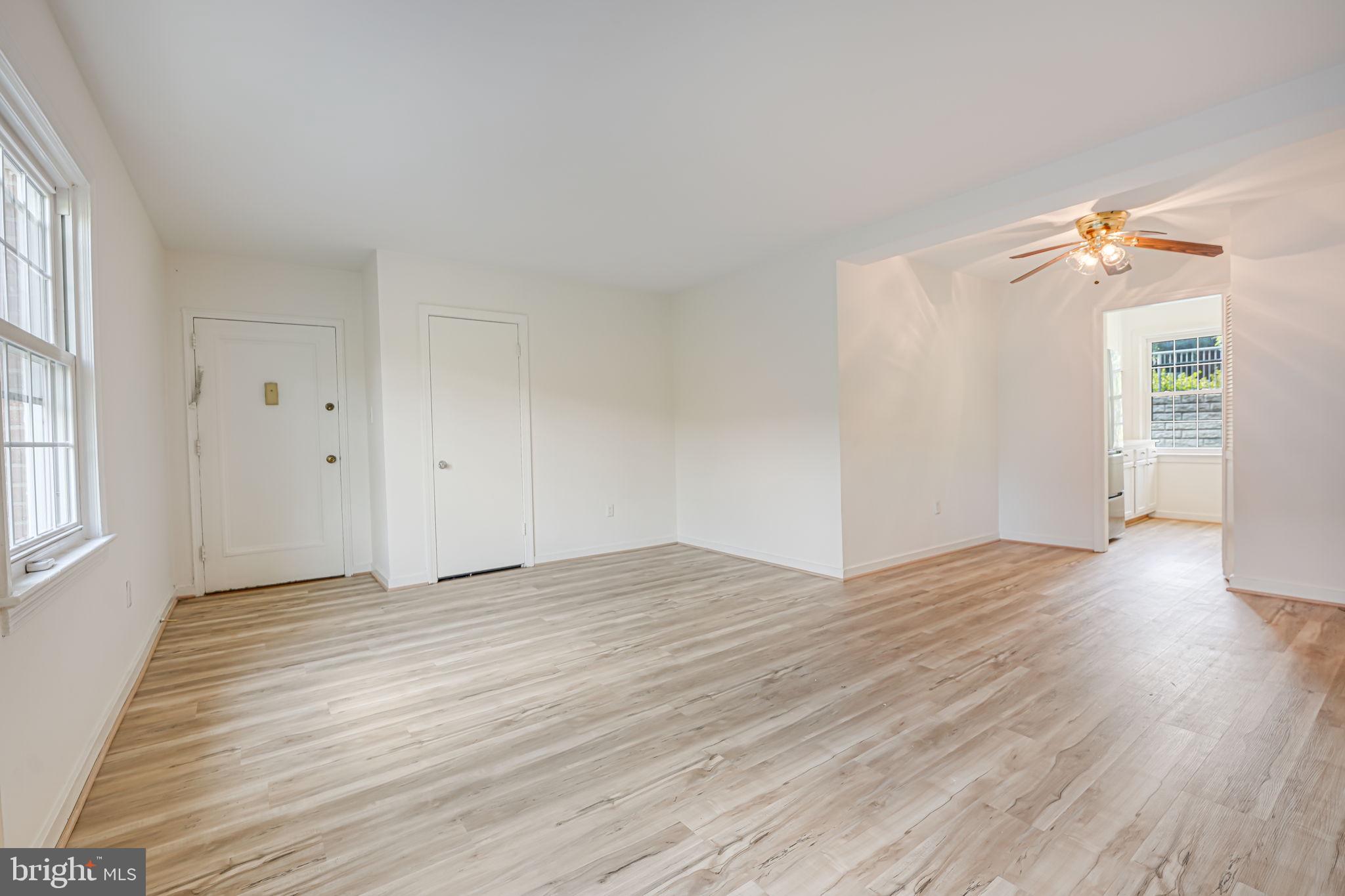 FREDERICK COURTS - Residential