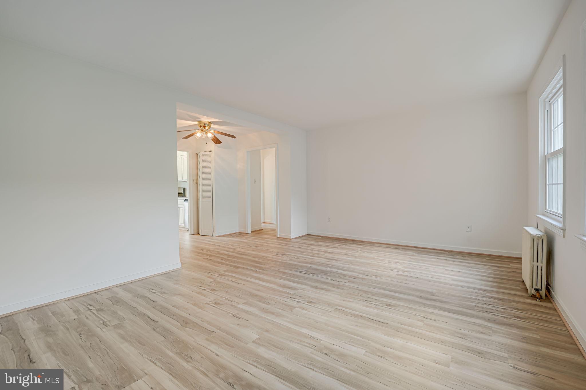 FREDERICK COURTS - Residential