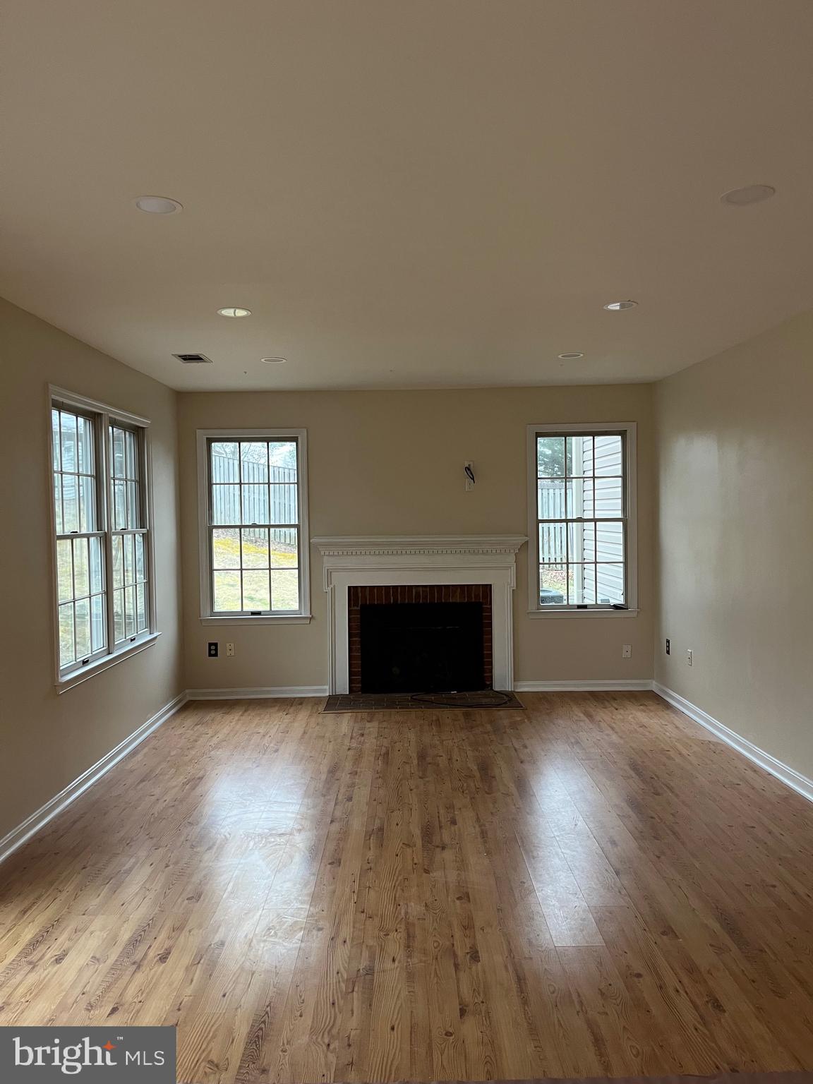 SPRINGHAVEN SUB - Residential Lease