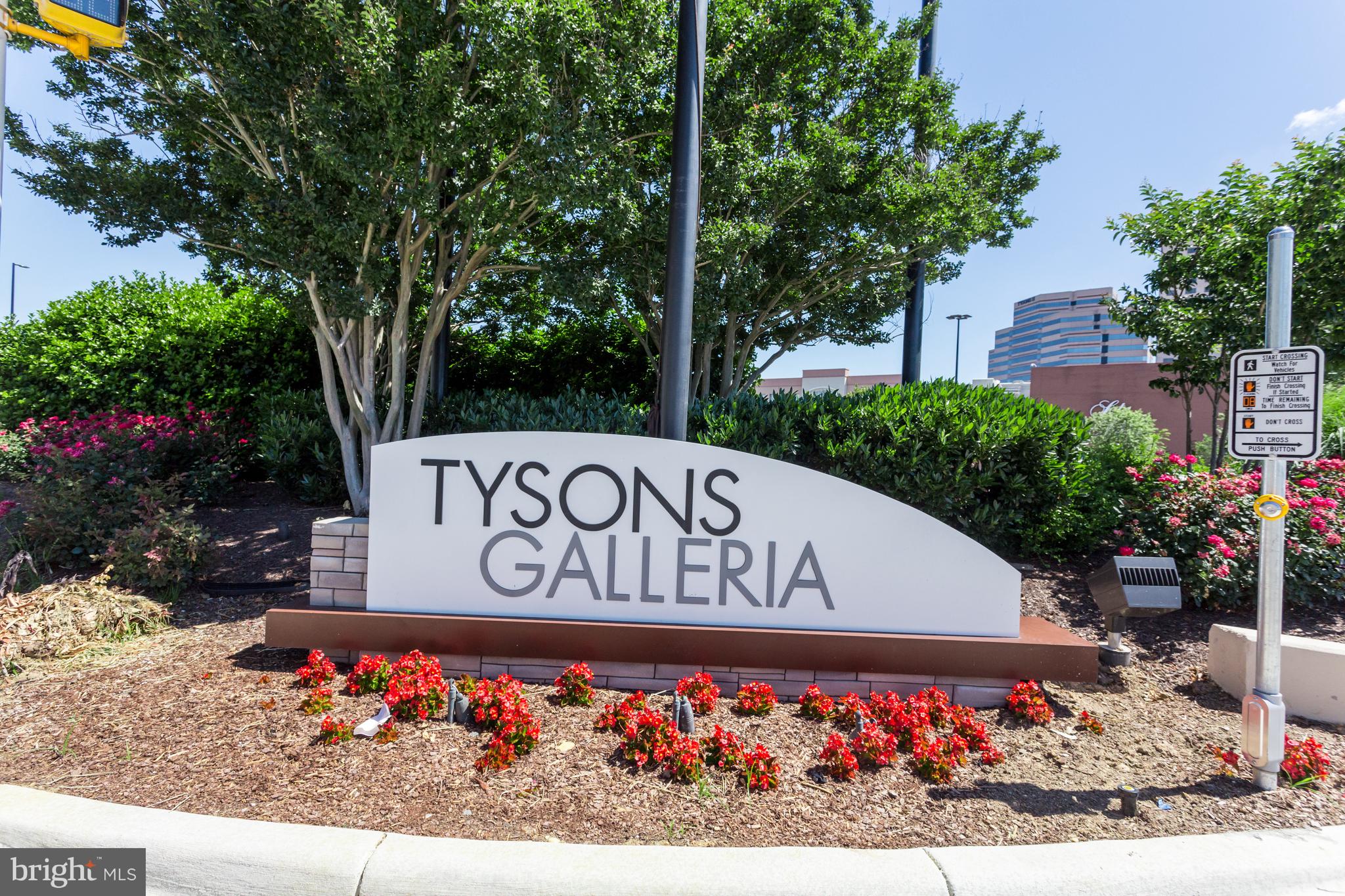 FOUNTAINS AT MCLEAN - Residential Lease