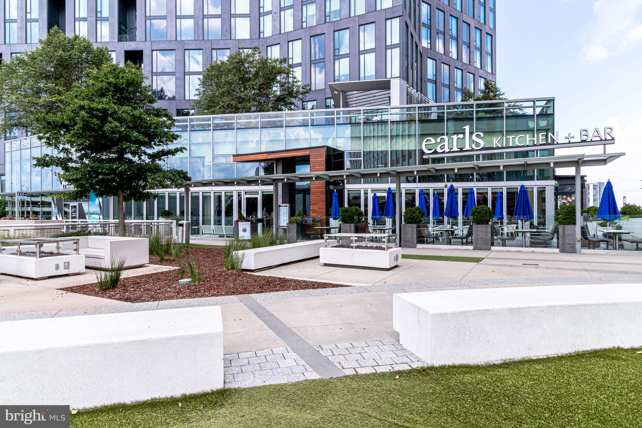 FOUNTAINS AT MCLEAN - Residential Lease