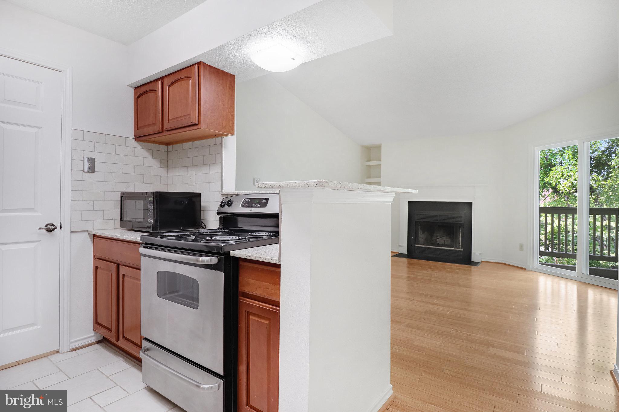 FOUNTAINS AT MCLEAN - Residential Lease