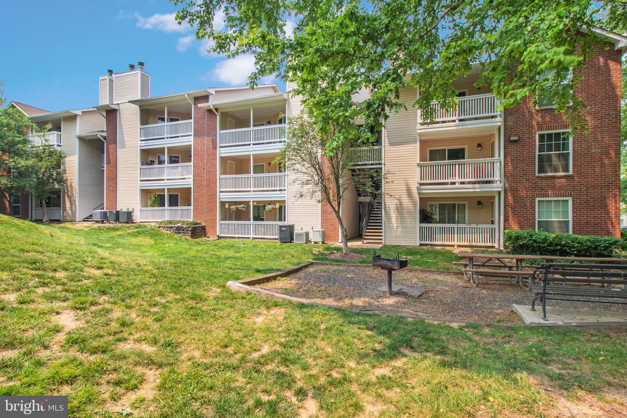 FOUNTAINS AT MCLEAN - Residential Lease