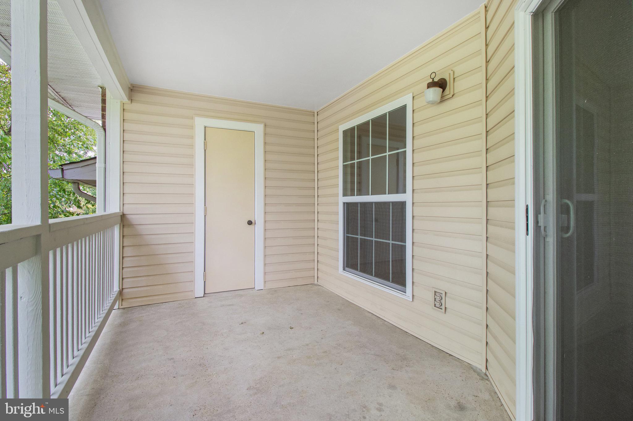 FOUNTAINS AT MCLEAN - Residential Lease