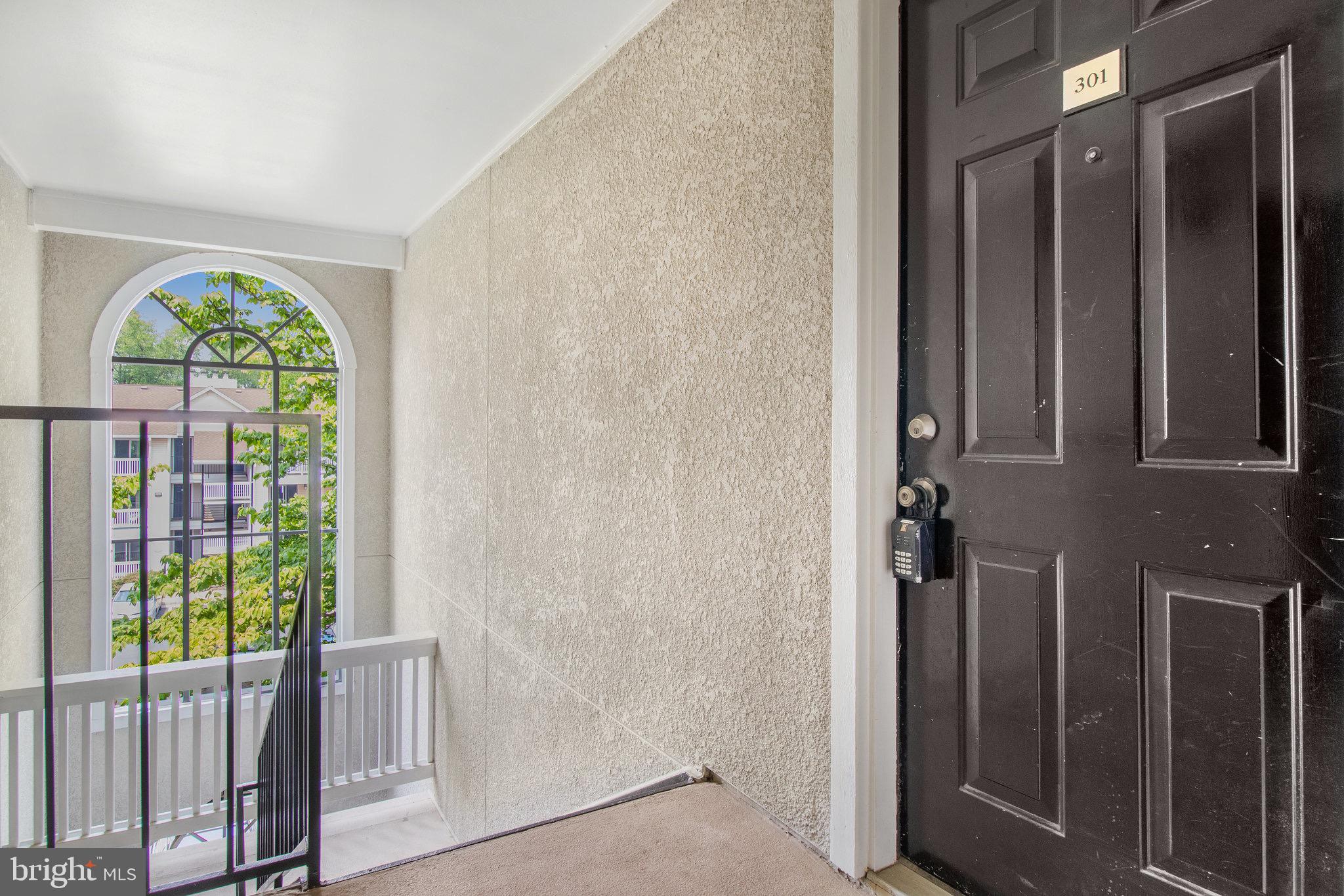 FOUNTAINS AT MCLEAN - Residential Lease