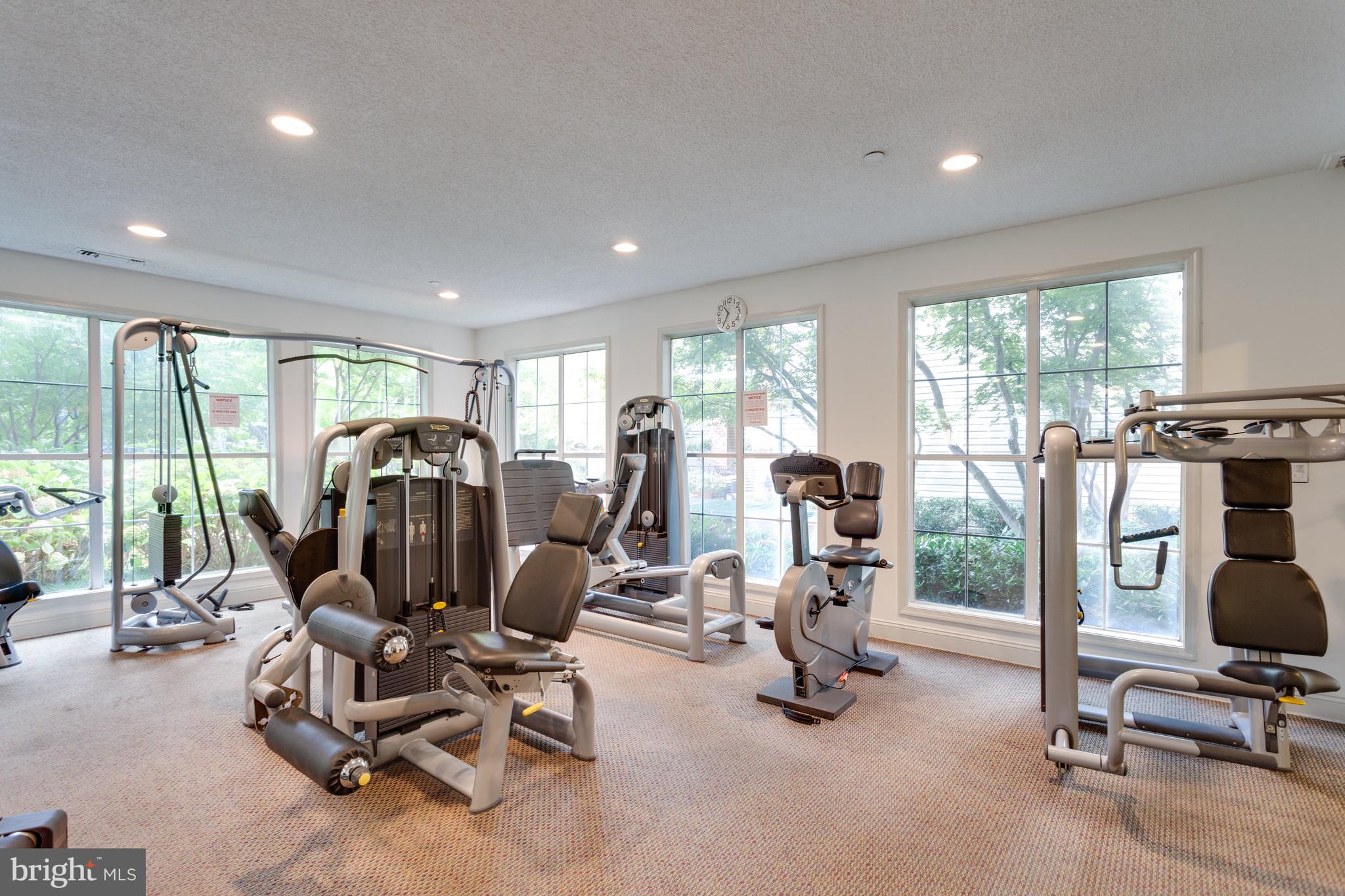 FOUNTAINS AT MCLEAN - Residential Lease