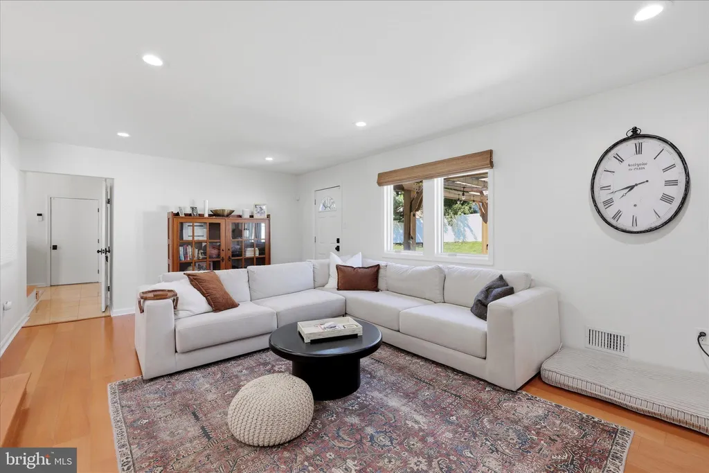 Additional image 7 of 11 Birchwood Park Drive S, Cherry Hill, NJ 08003