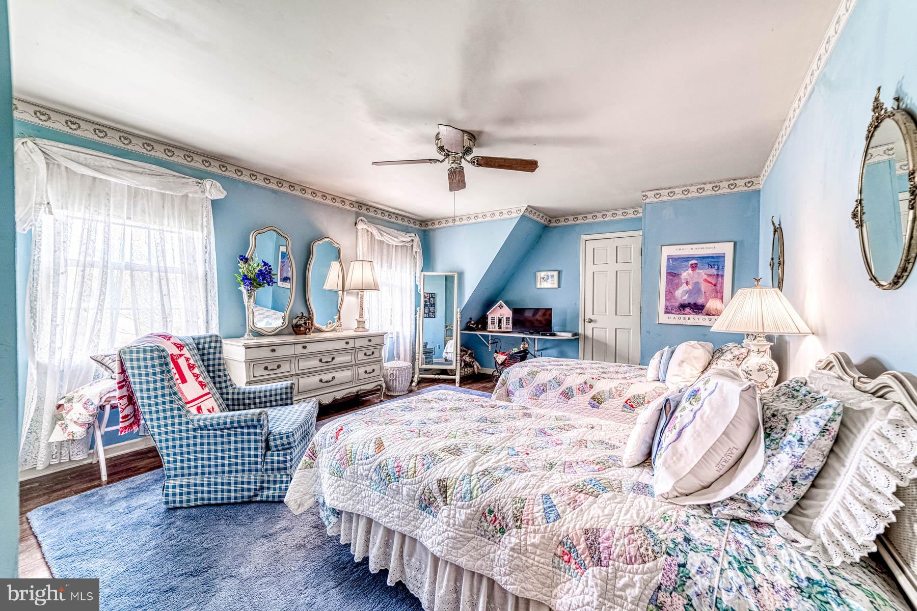 TANTALLON ON THE POTOMAC - Residential