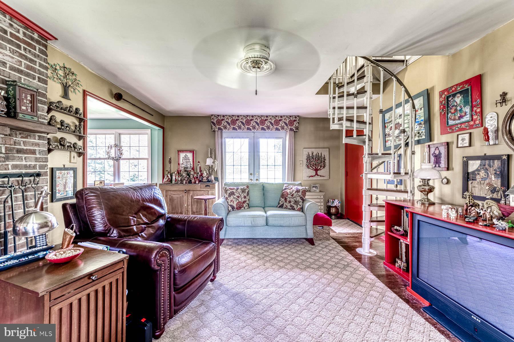 TANTALLON ON THE POTOMAC - Residential