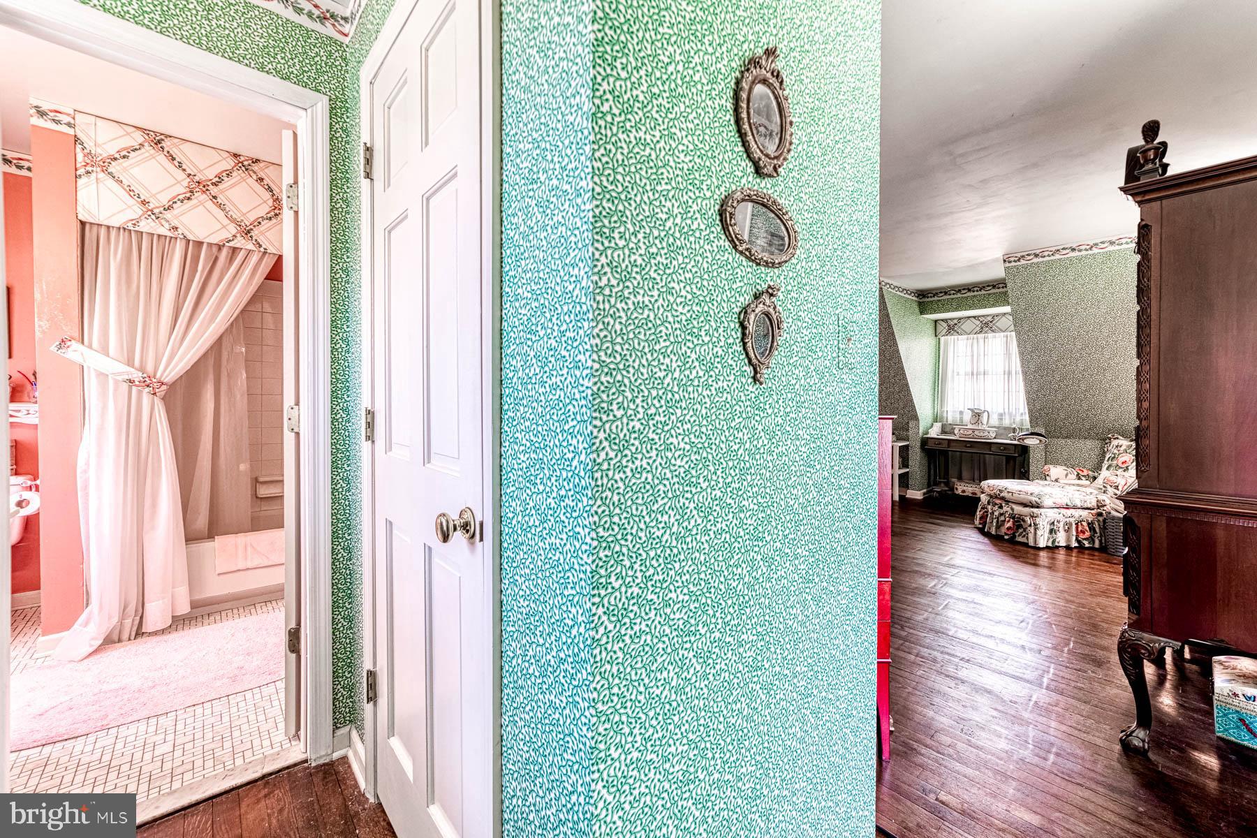 TANTALLON ON THE POTOMAC - Residential