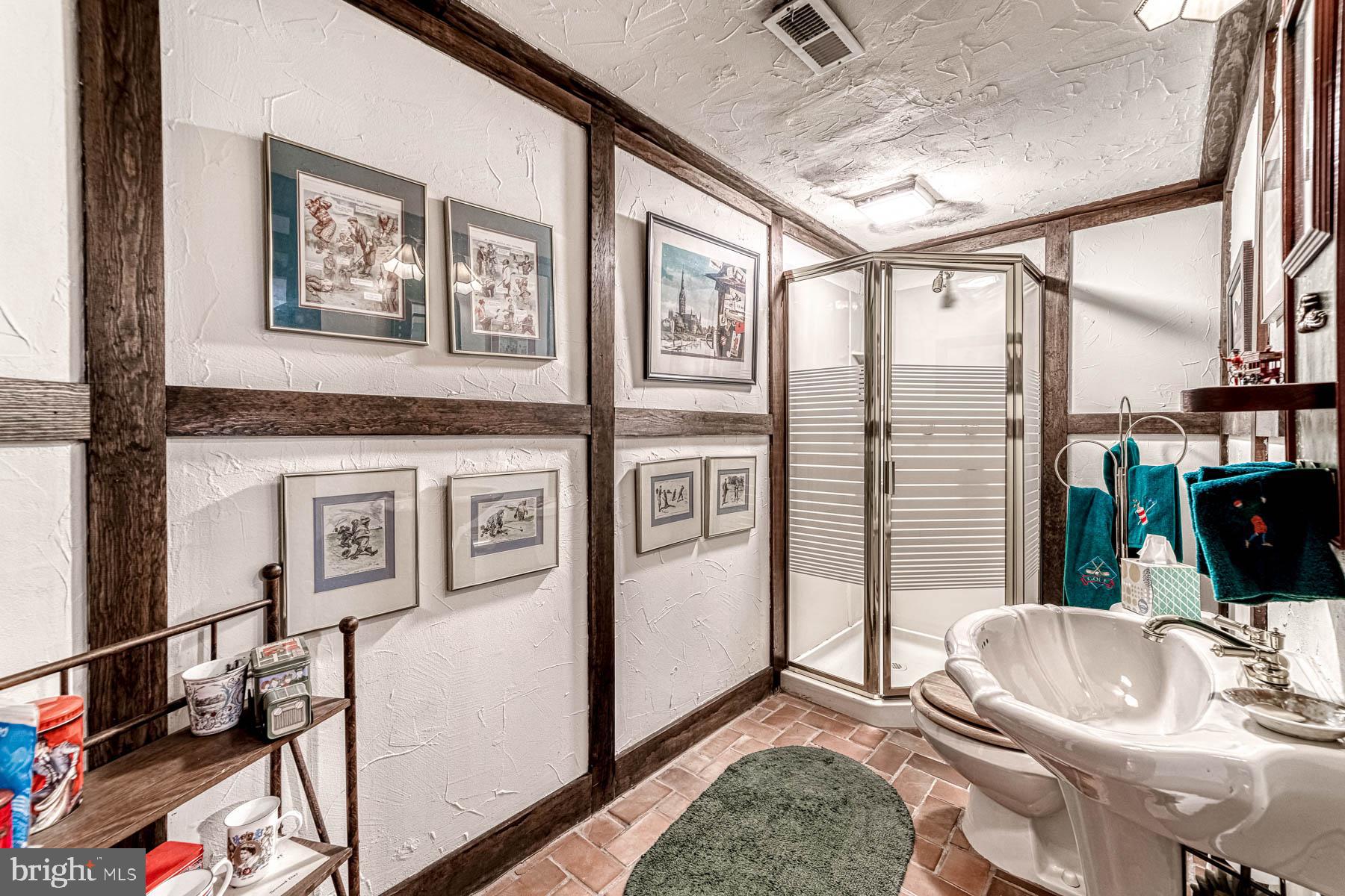 TANTALLON ON THE POTOMAC - Residential